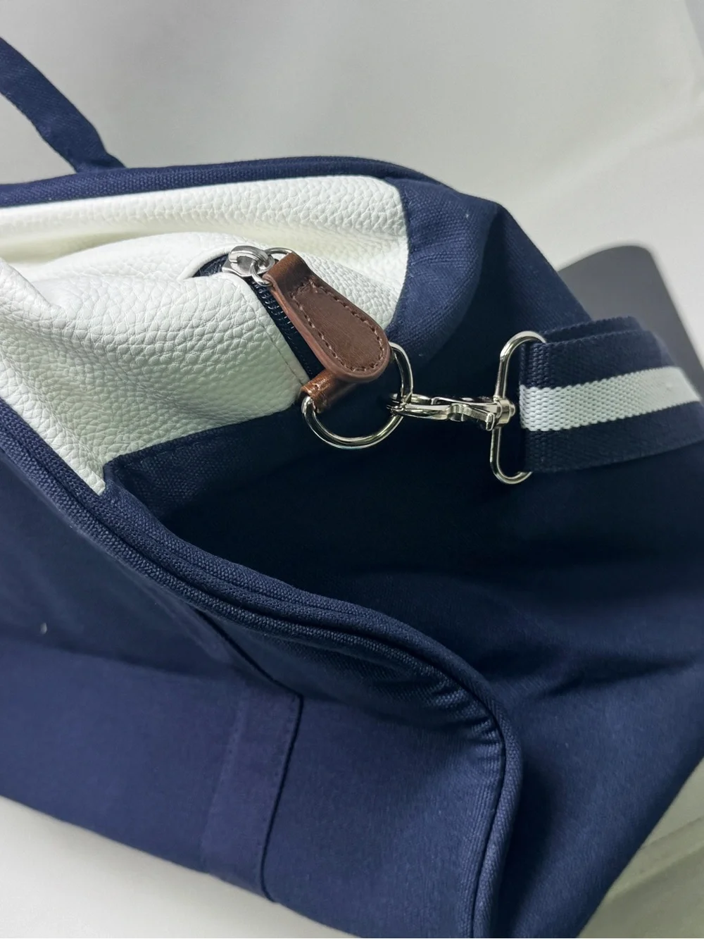Polo Ralph Lauren Leather and fabric Duffel Bag new